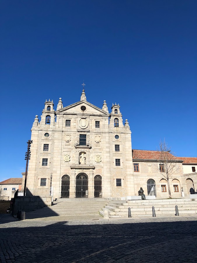 Iglesia y casa natal de Santa Teresa de Jesús