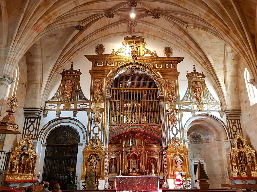 Iglesia de San Pedro y San Ildefonso