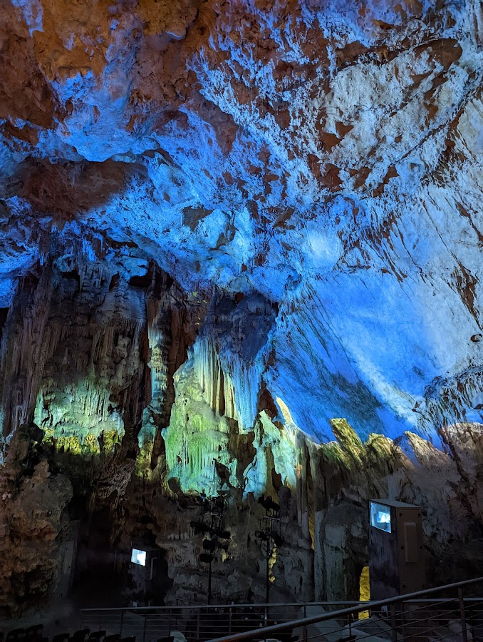 Cueva De San Miguel