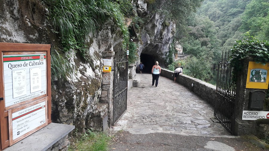 Cueva del Quesu de Cabrales