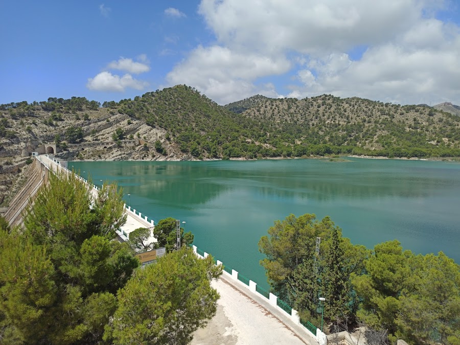 Embalse Del Amadorio