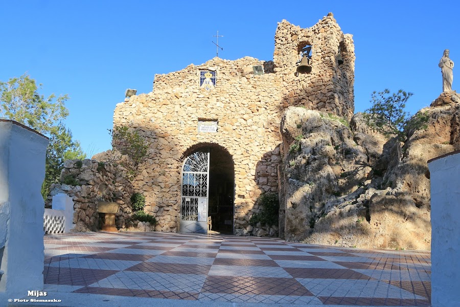 Ermita De La Virgen De La Peña