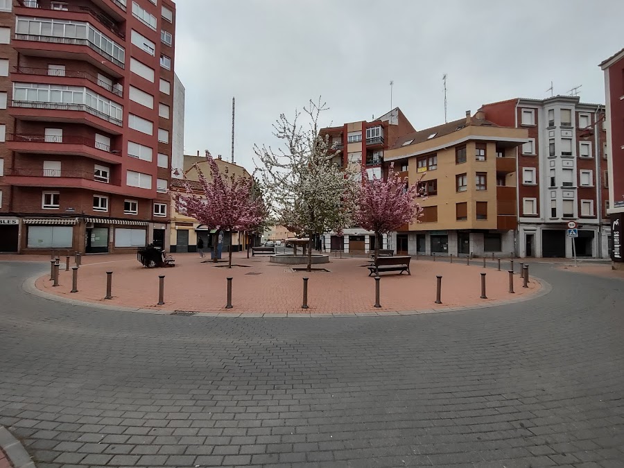 Fuente De Las Palomas