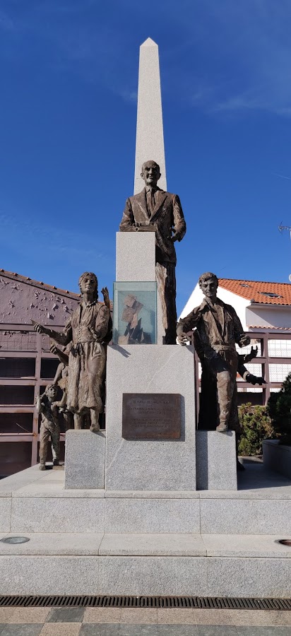 Homenaje A La Democracia