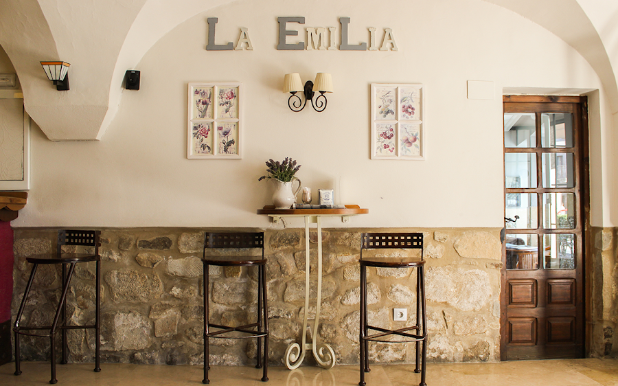 Hostal Restaurante Emilia