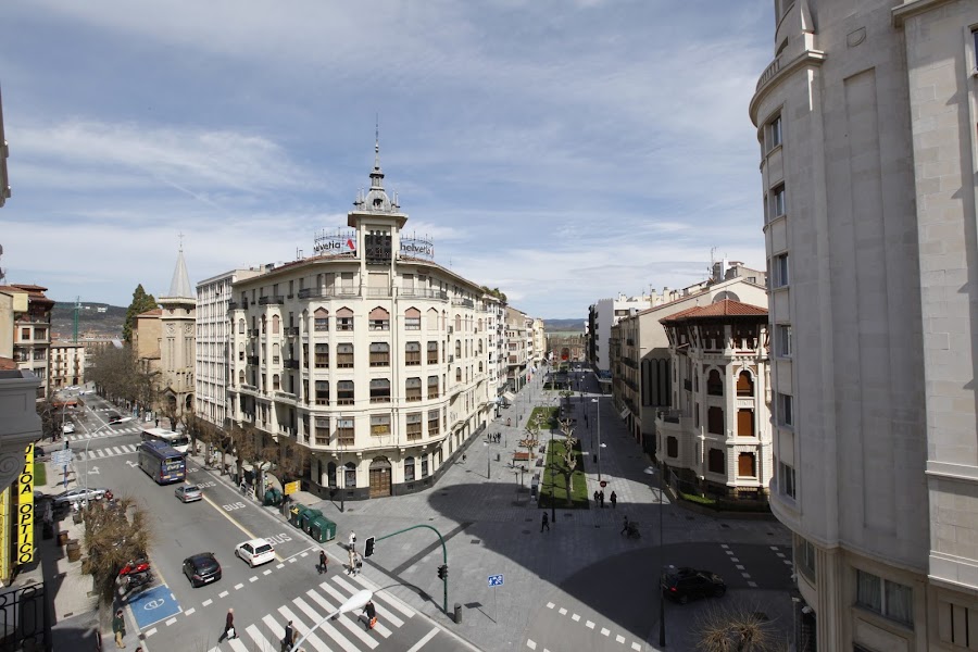 Hotel Yoldi Pamplona-Iruñea