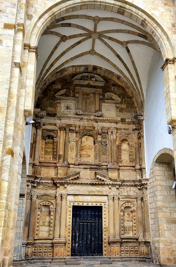 Iglesia De San Vicente