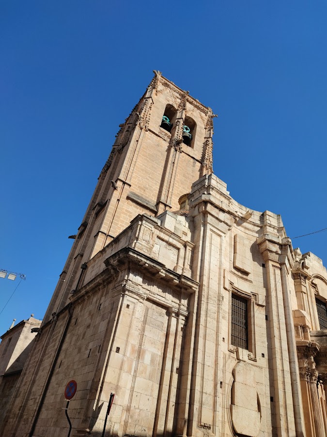 Iglesia Parroquial De Las Santas Justa Y Rufina