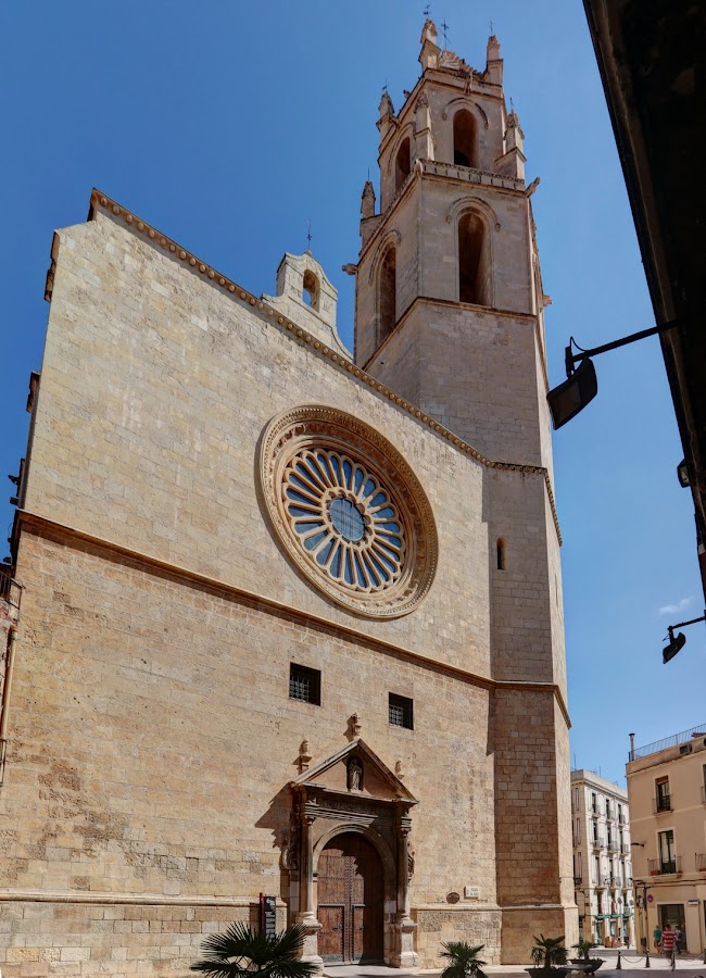 Iglesia Prioral San Pedro De Reus