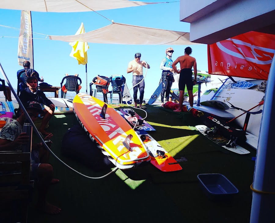 Kite And Yoga Mallorca Escuela-Kitesurf-School By: Sigilli