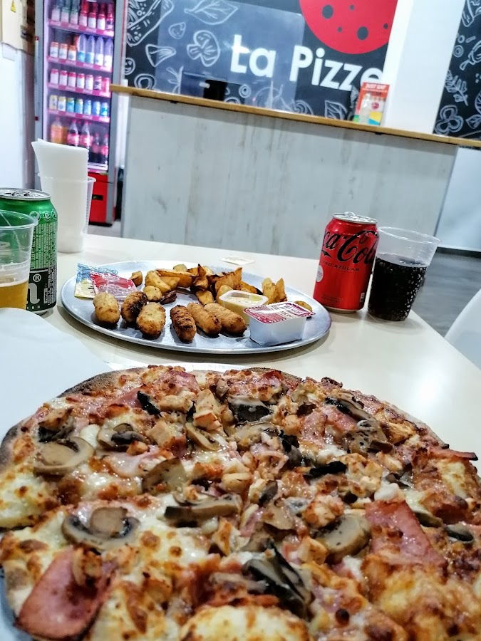 La Pizzería