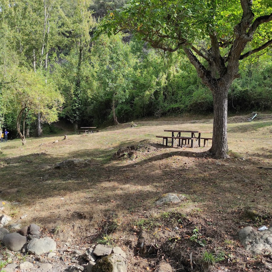 Merendero De Cabezon De Liebana