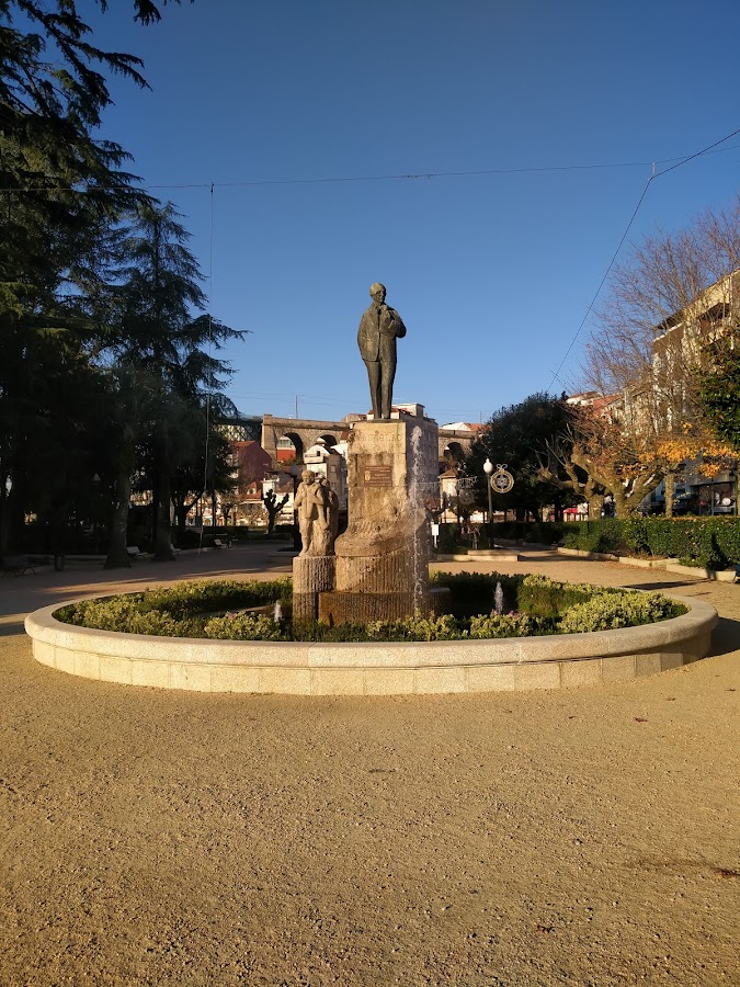 Monumento A Castelao