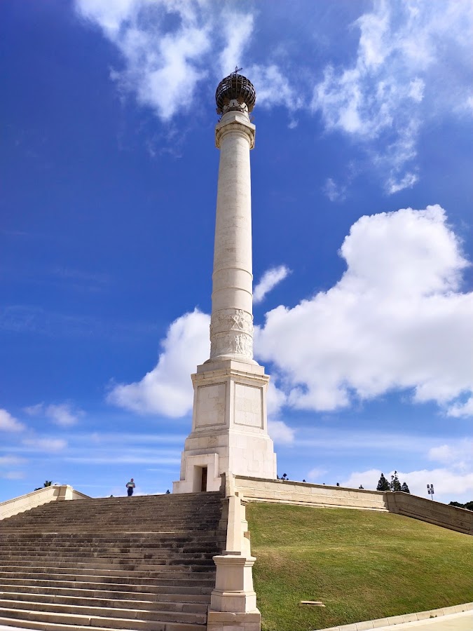 Monumento A Los Descubridores