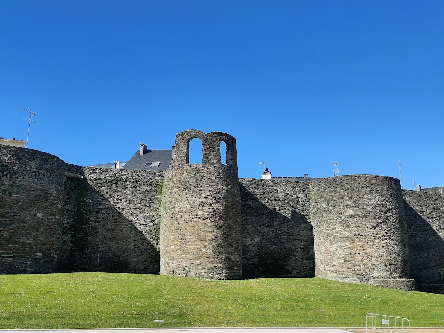 Muralla Romana De Lugo