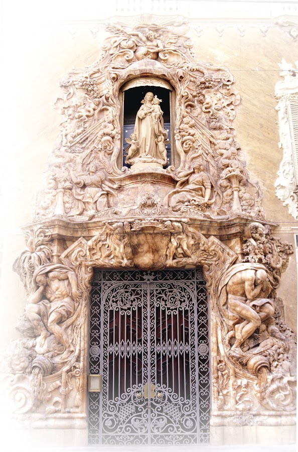 Museo Nacional De Cerámica Y Artes Suntuarias González Martí