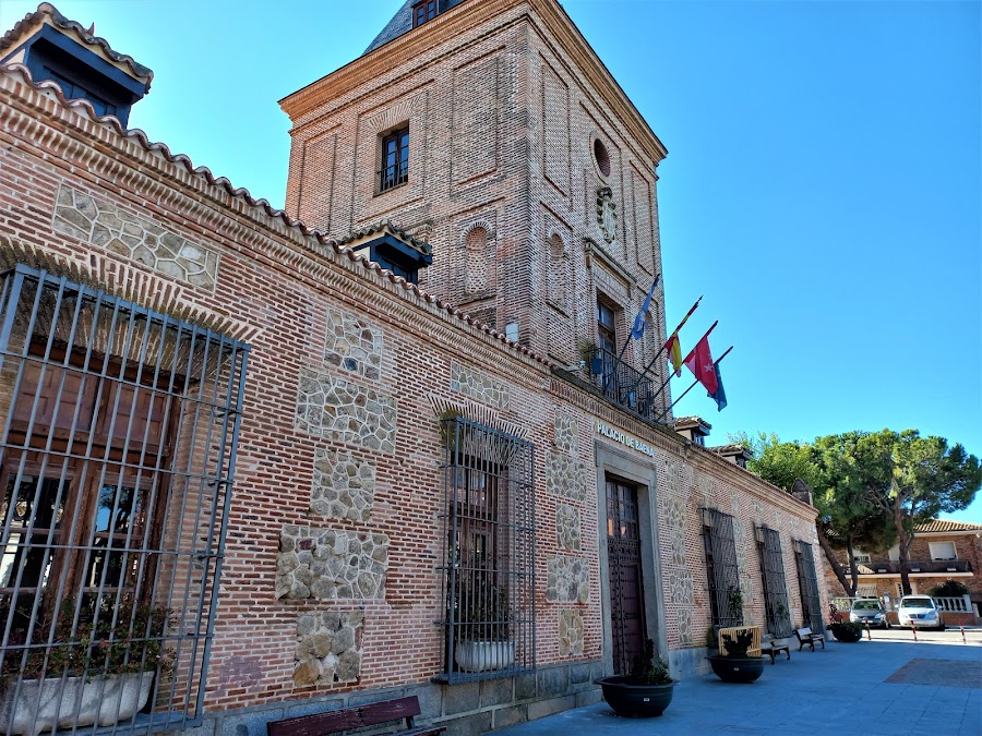 Palacio De Baena