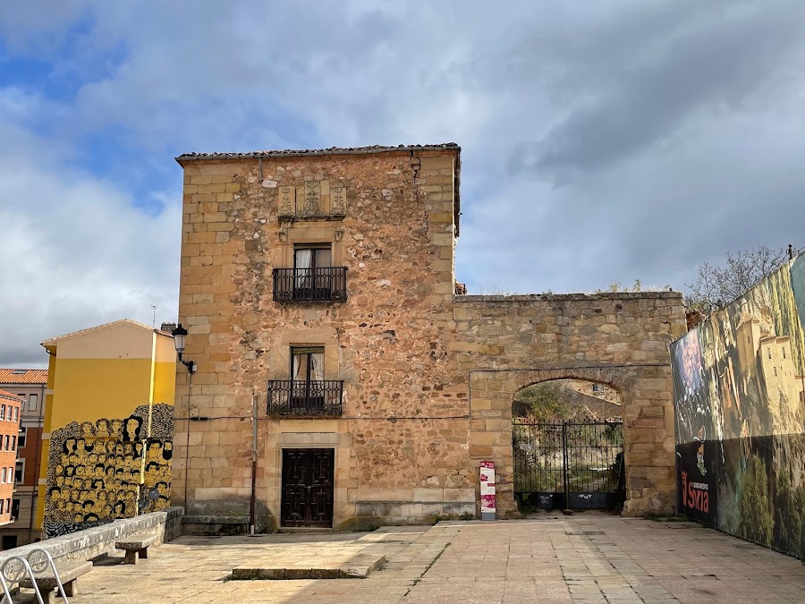 Palacio De Doña Urraca