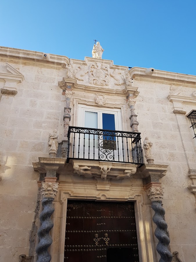 Palacio De Los Marqueses De Cerverales