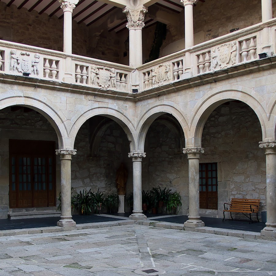 Palacio Juan Pizarro De Orellana