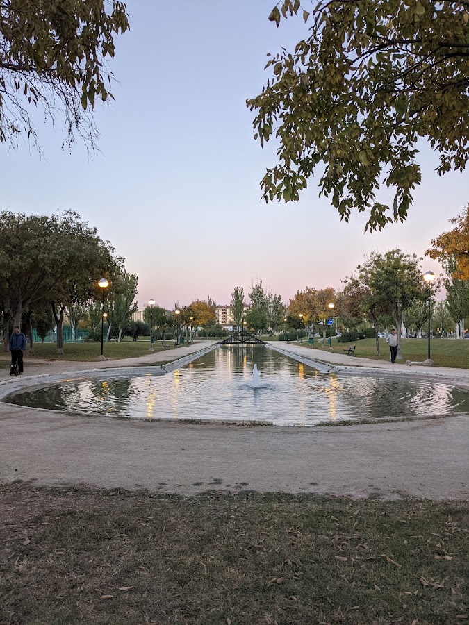 Parque De Los Poetas