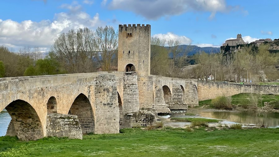 Puente Medieval