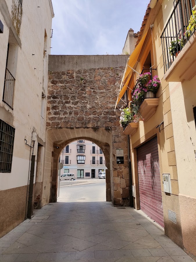 Puerta Berrozana