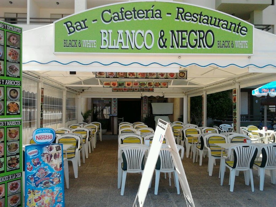 Restaurante Blanco Y Negro