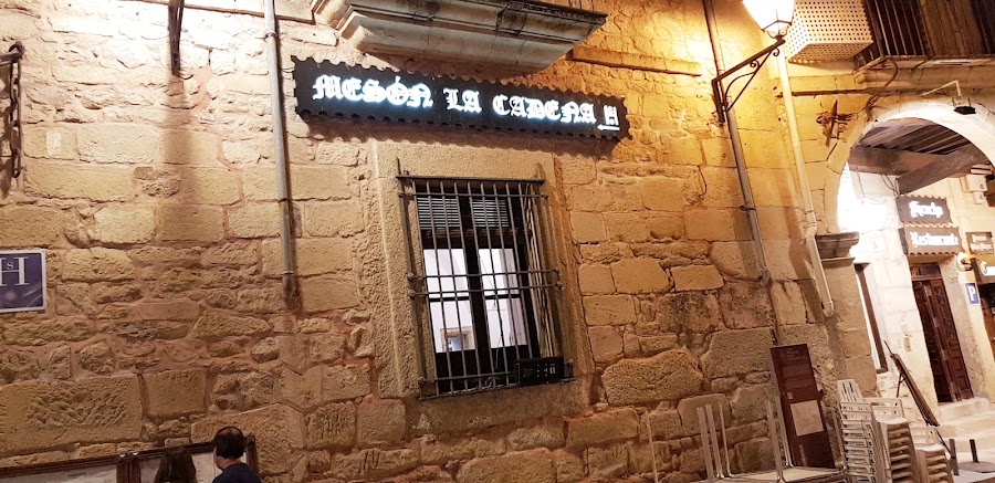 Restaurante Mesón Hostal La Cadena