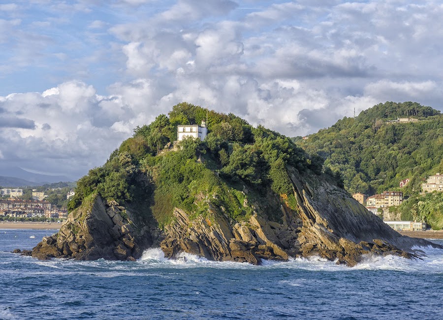 Faro de la Isla de Santa Clara