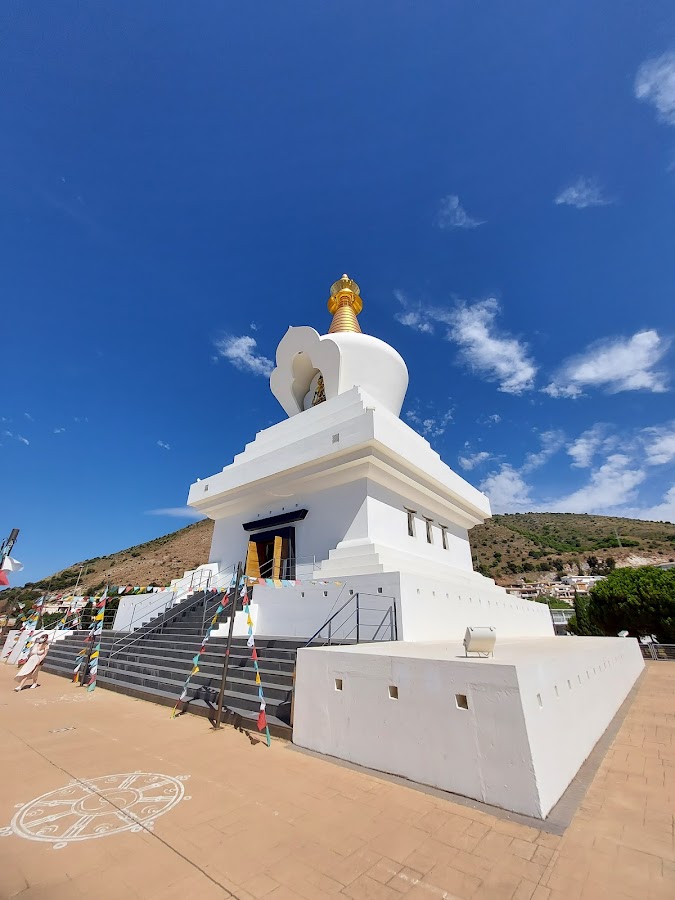 Estupa de la Iluminación de Benalmádena