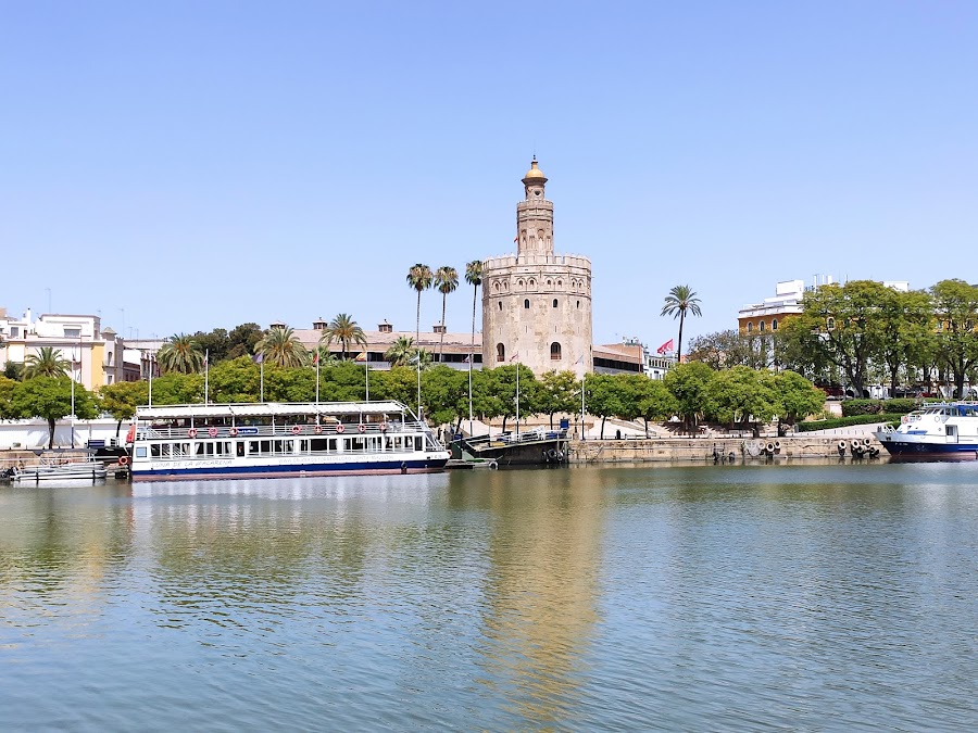 Torre Del Oro